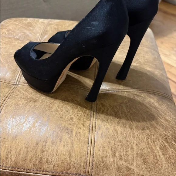Yves Saint Laurent Black Peep Toe Heels - Picture 4 of 6